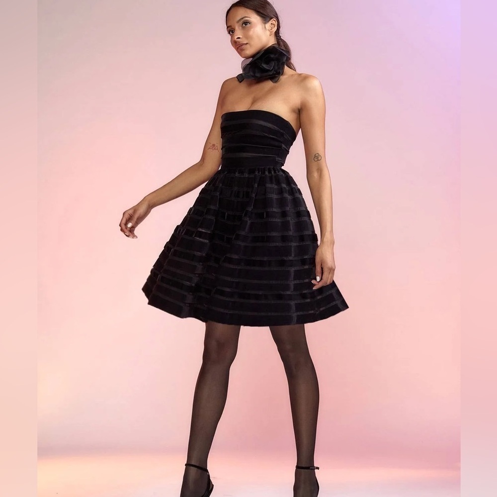 Cynthia Rowley NWT Strapless Black Fit & Flare Party Dress Size 4